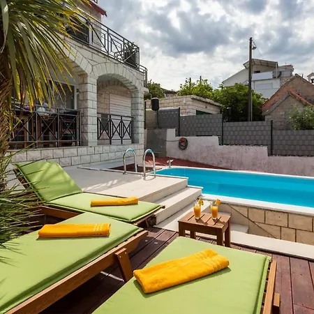 Martina - Villa Trogir